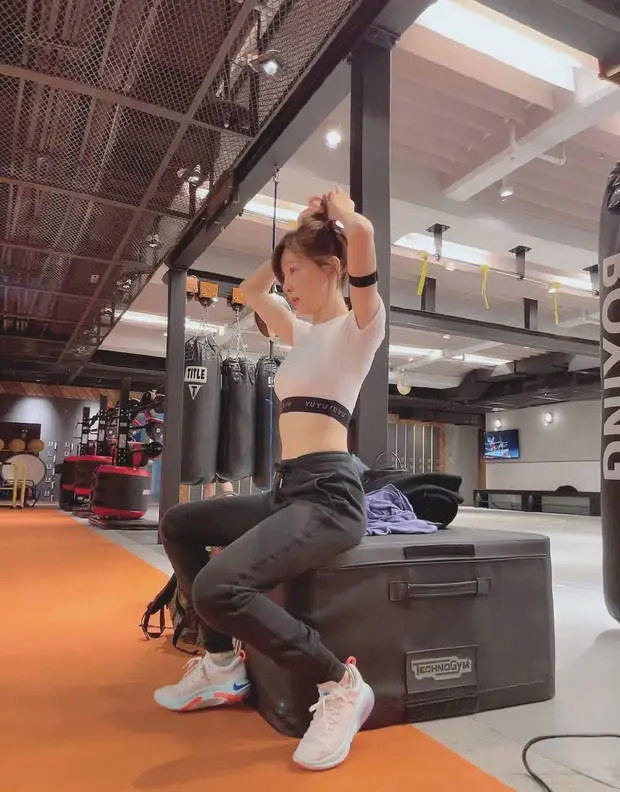 王心凌一直有坚持健身的习惯，身材保持得超好。