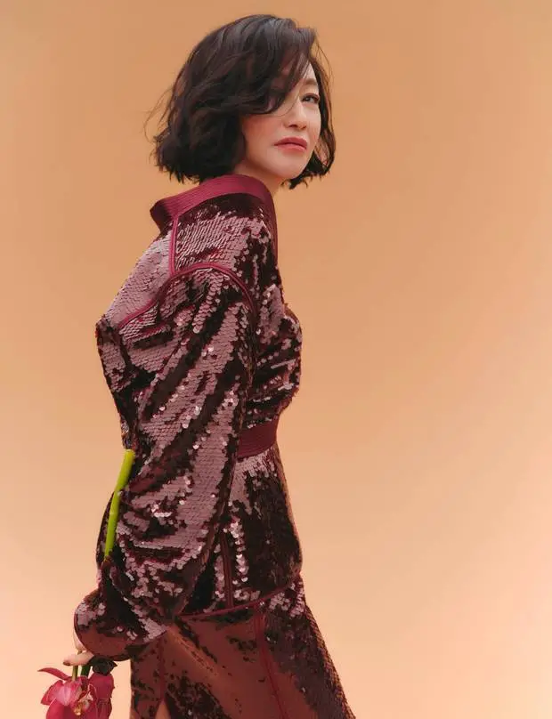 惠英红眼神凌厉。