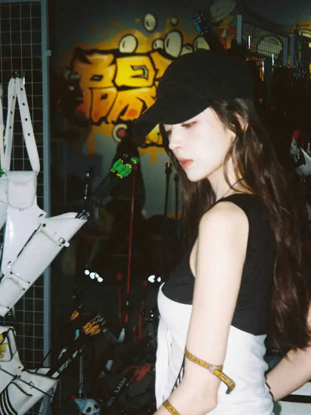 娜扎宛如神女降临。