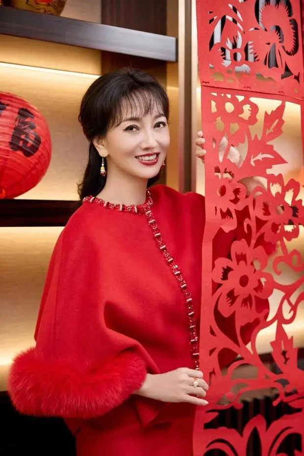 72岁赵雅芝简直就是&ldquo;不老女神&rdquo;，状态超好！