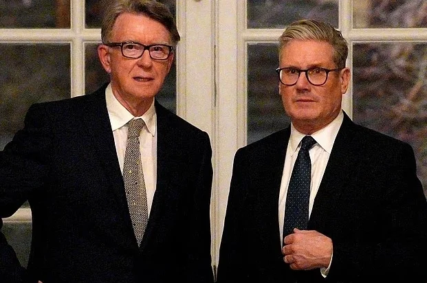 ����˹̹�����ͣ���˹��Ĭ����������ӵ�ͷ�ˡ�