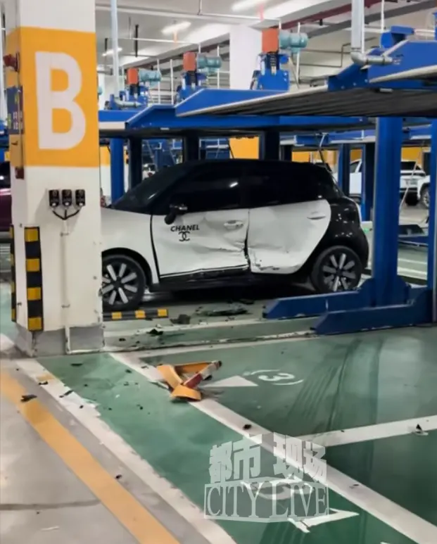 小米自動泊車突失控撞擊兩車,疑似車主：像發了瘋