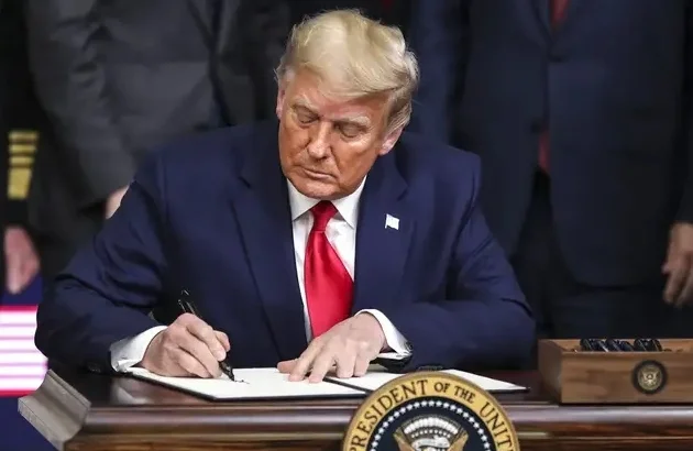 特朗普签了,“真相很快会水落石出”