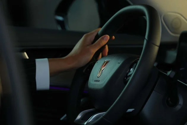 新红旗HS5 2025款上市!新增玄影版车型