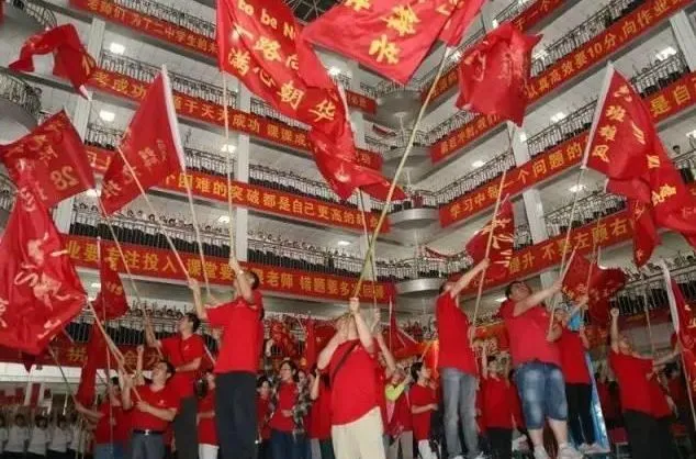 高考应援金句，要以一颗饱满的自信之心面对一切，你就是最棒的-高考应援视频说什么