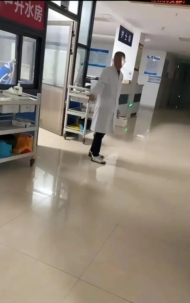 涉事医生(图片来源网络视频)