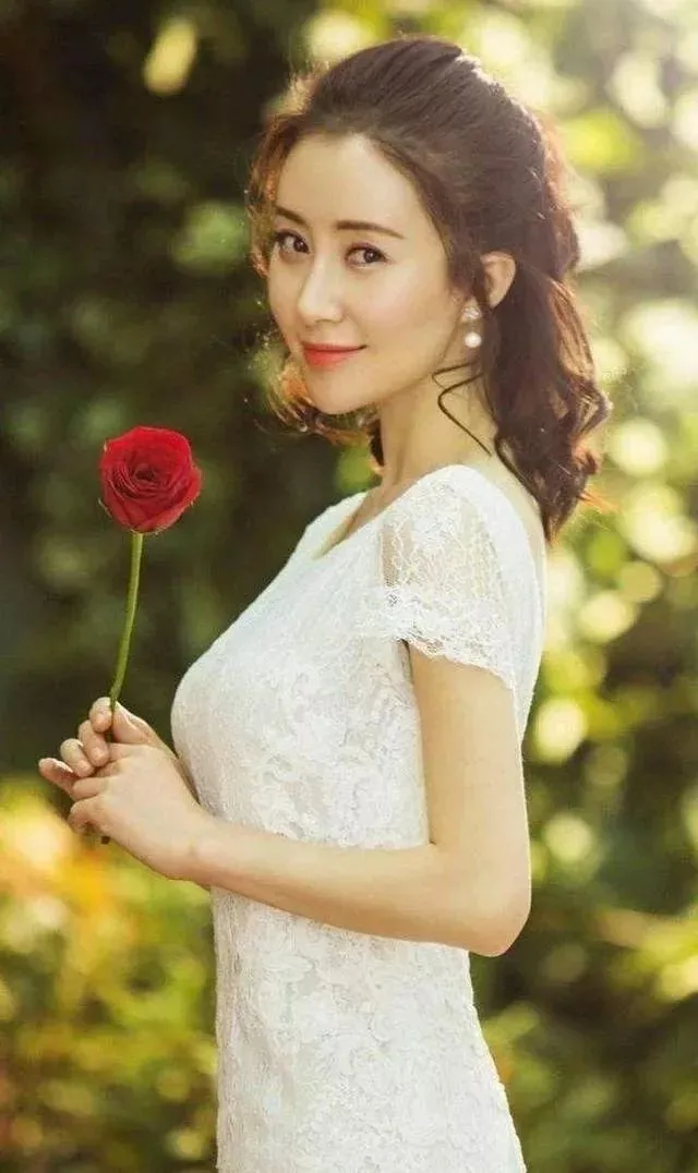 8月26日周一早上好问候语录，阳光暖心的早安问候句子-8月26号早上好