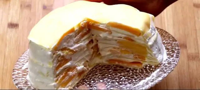 千层蛋糕的做法，非常简单，而且很美味，不用烤箱的水果蛋糕（千层蛋糕的做法和配方做法视频）