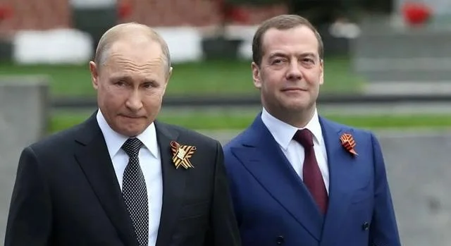 俄罗斯总统普京和俄联邦安全委员会副主席梅德韦杰夫