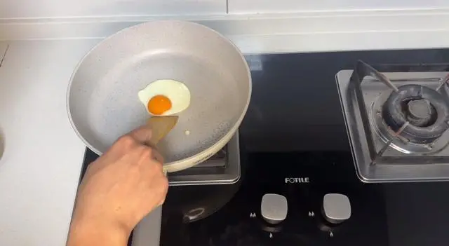 “蛋神”煮的“漫画蛋”。图/受访者提供