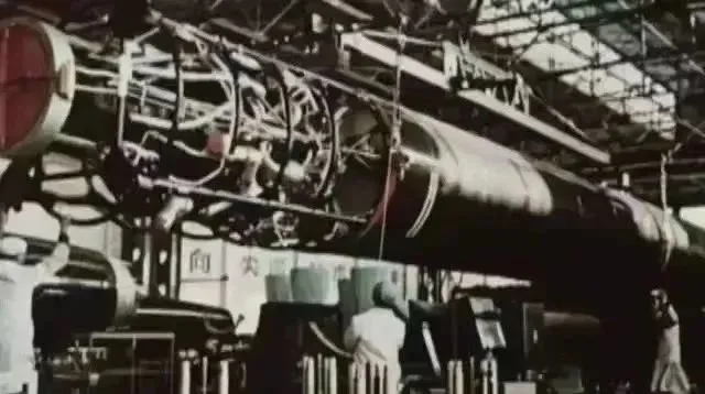▲巨浪-1潜射弹道导弹的研发，历经了无法想象的困难