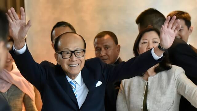 李嘉诚被疑隐瞒577亿债务