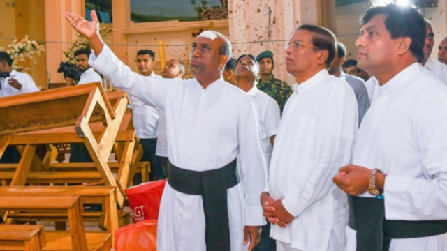 斯里兰卡总统造访遇袭教堂