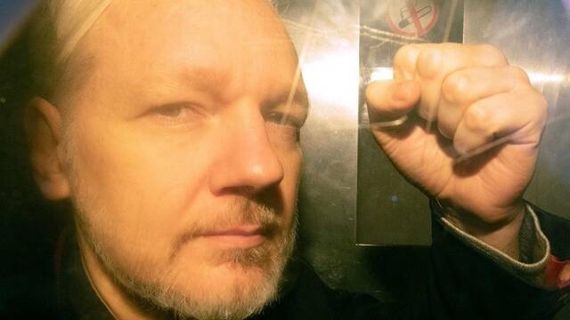 阿桑奇在英国被判入狱50周