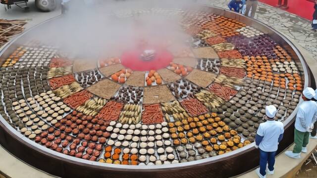 “天下第一蒸”开笼