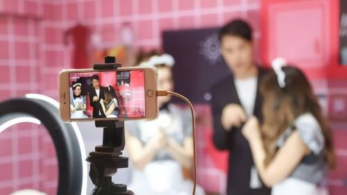 警惕短视频野蛮收割国民时间