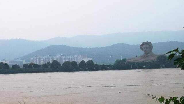 长沙橘子洲景区紧急闭园