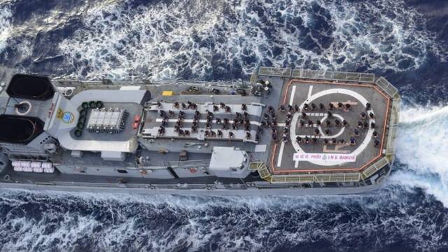 庆祝“国际瑜伽日” 印度人又“开挂”