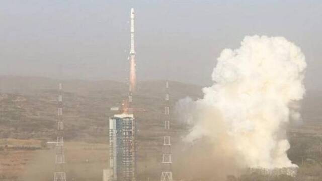 中国成功发射天绘二号01组卫星