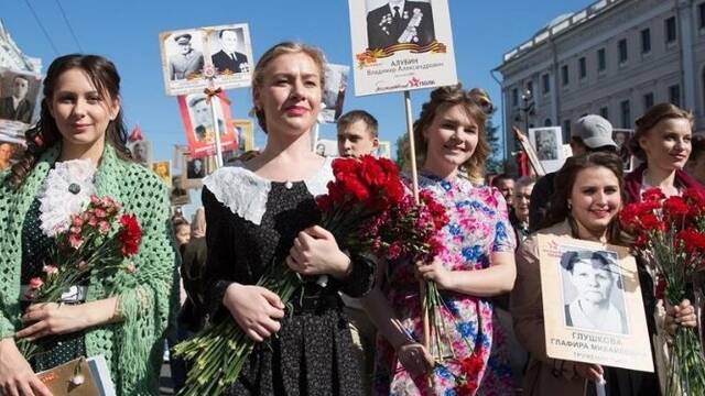 俄罗斯举行“不朽军团”游行