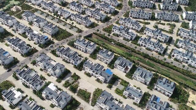 废墟“变身”新农村