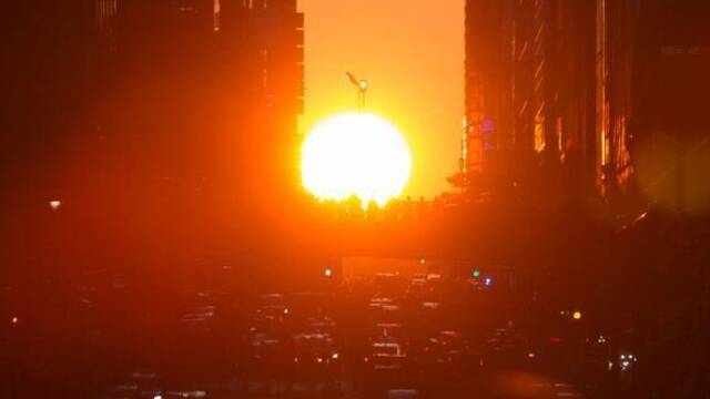 纽约曼哈顿悬日