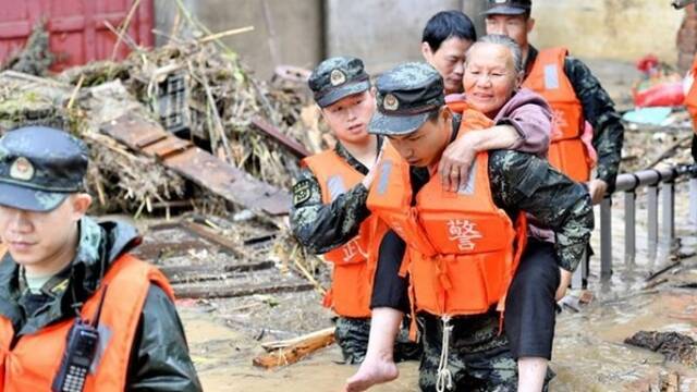 福建中北部地区遭遇强降雨