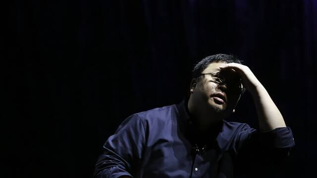 锤子手机卖身、电子烟受困，罗永浩流年不利