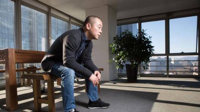 暴风止于倾覆之后：冯鑫过高地估计了自己的掌控能力