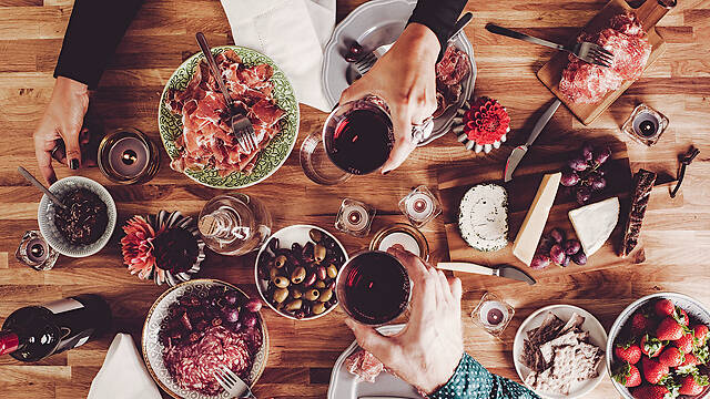 点评向左，口碑向右，左右为难的是商户