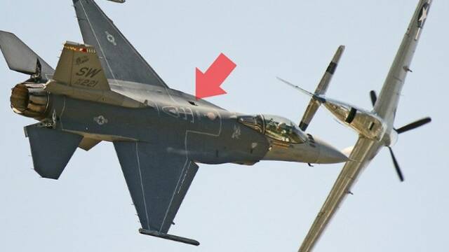 美F16状况频发：飞行时零件突然脱落