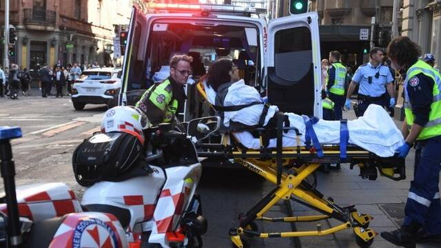 悉尼市中心发生持刀伤人事件