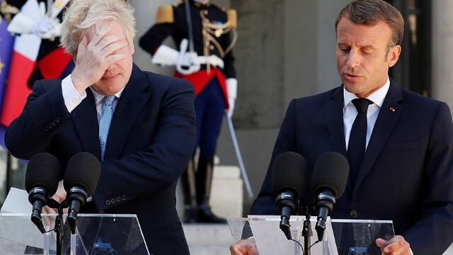 英首相约翰逊上任后首访法国 
