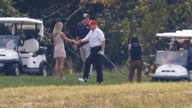 特朗普打高尔夫现场