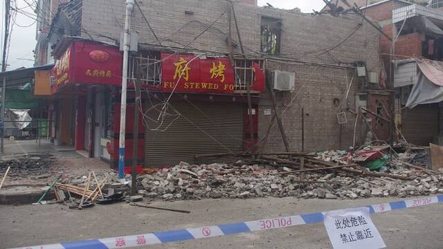 四川内江：地震后的房屋