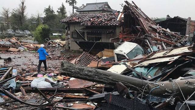 台风火山地震齐袭日本