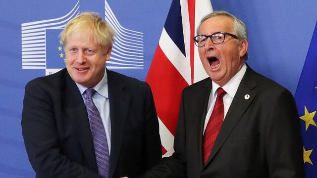 话没讲完的欧盟主席：一脸不爽大喊三声