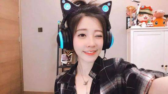 网红何去何从：李佳琦“翻车”冯提莫“无家可归”