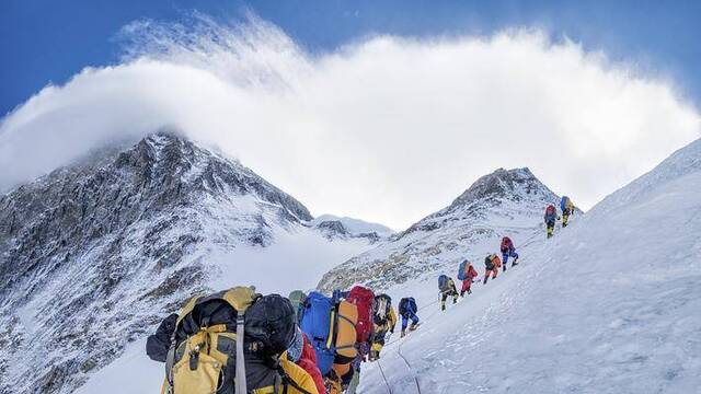 苹果走过的路，值不值得再走一遍？