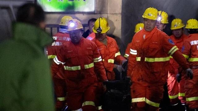 山西平遥煤矿瓦斯爆炸事故救援现场