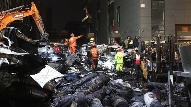 海宁许村一印染厂爆炸现场