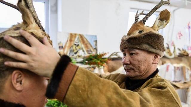 探访中国能配枪的民族