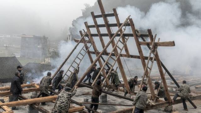 土家族吊脚楼营造技艺陷传承困境