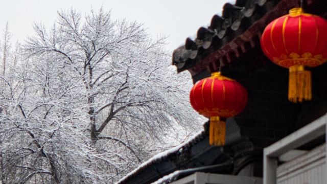 今早，北京在雪中醒来