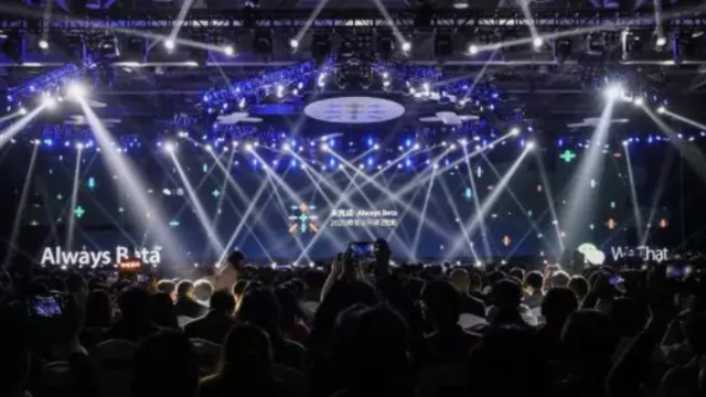 张小龙缺席，微信“未完成” | 风眼前线