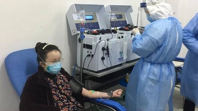金银潭医院迎来首位捐献血浆康复患者