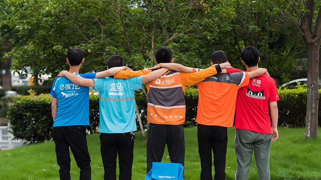 巨头下场，即时配送必有一战