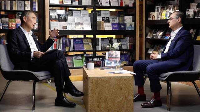 HBRC TIME CEO对话-至暗时刻企业的生存与转型