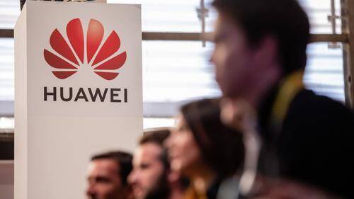 英国确定华为5G禁令之后：董事长辞职！手机将面临断网