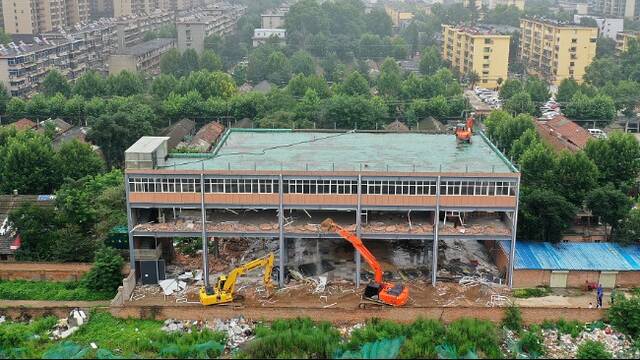 西安：4000平方米“顽固”违建被拆除